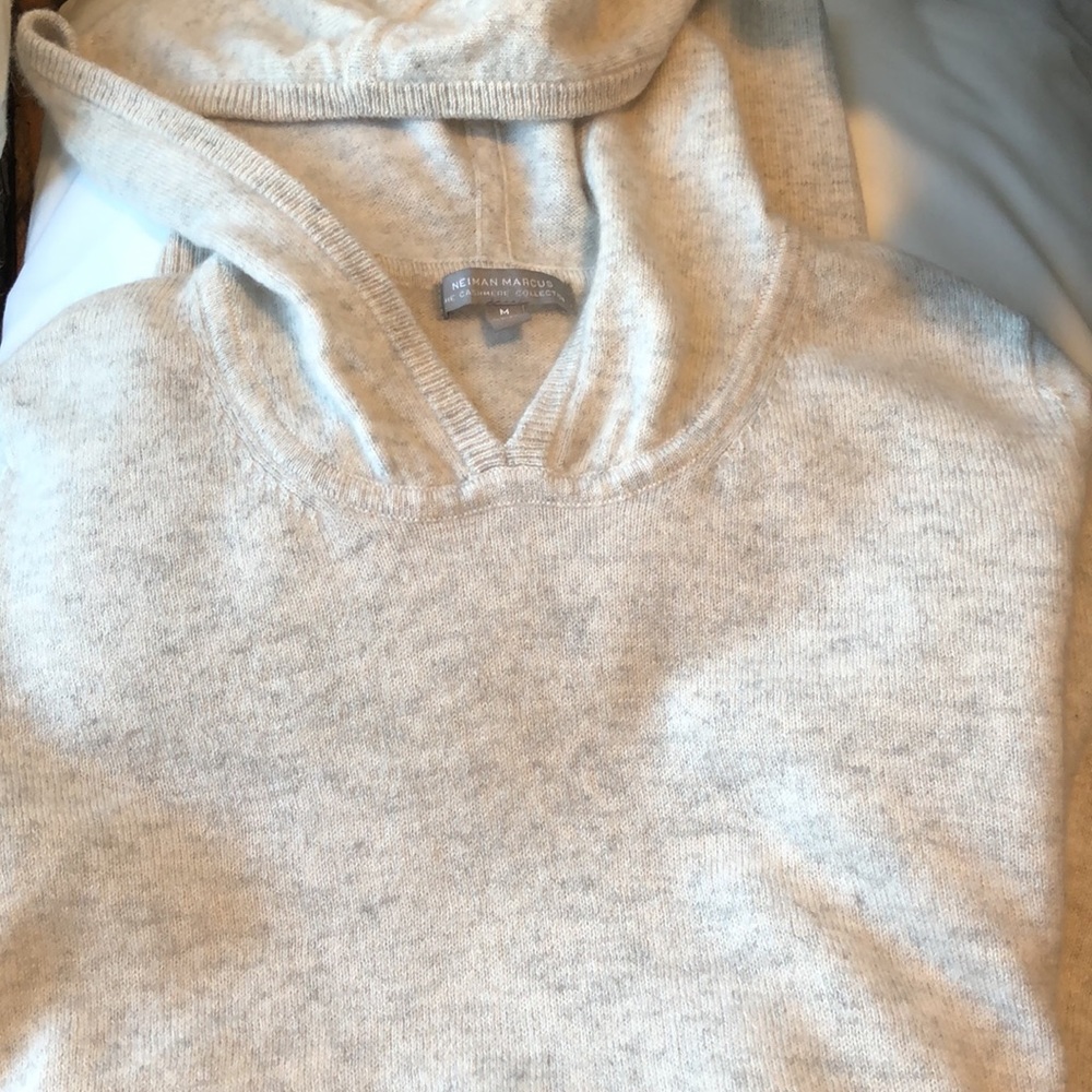 NEW Neiman Marcus Tunic with Hoodie 100% Cashmere